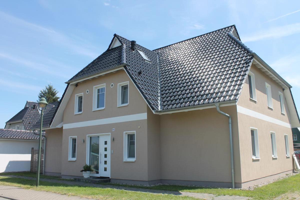 Ferienwohnung Blue In Born Exterior photo
