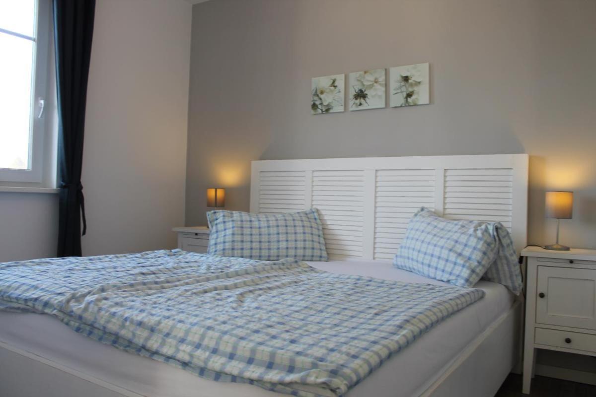 Ferienwohnung Blue In Born Exterior photo